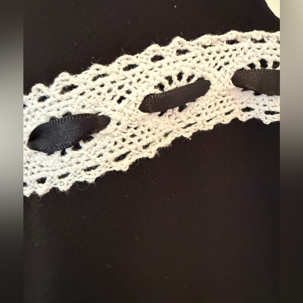 Avec Les Filles Black Dress with Cream Lace Detail - Picture 5 of 6